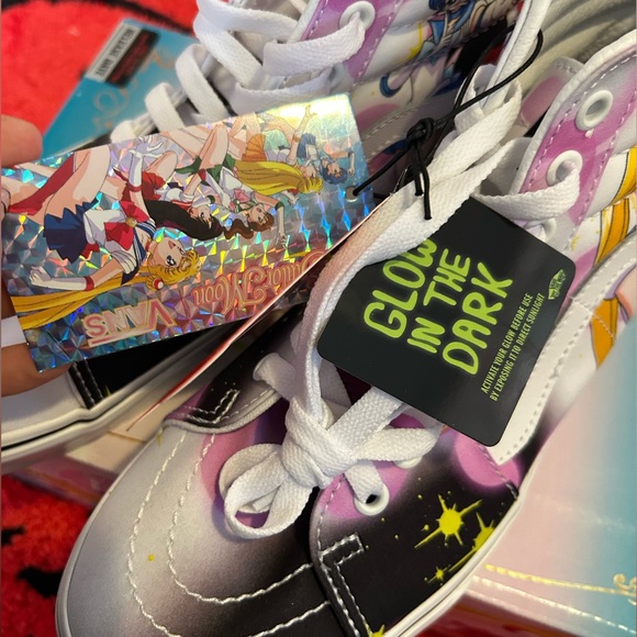 sailor moon pretty guardian x vans sk8 hi - Picture 5 of 8